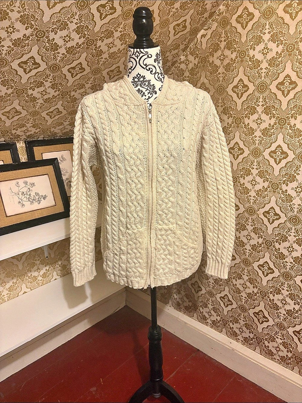 Inis Crafts Ireland 100% Merino Wool Cable Knit Hooded Zip Sweater Medium